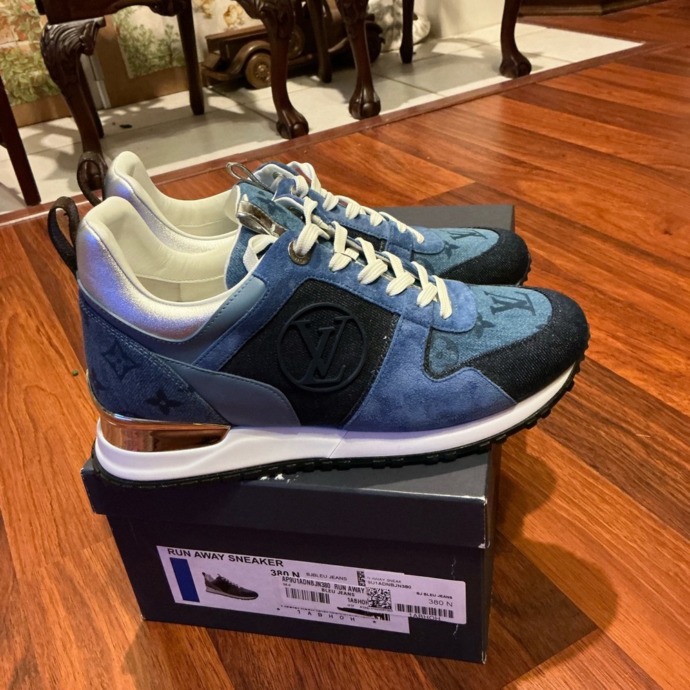 Louis Vuitton Blue and Black Women's Sneakers